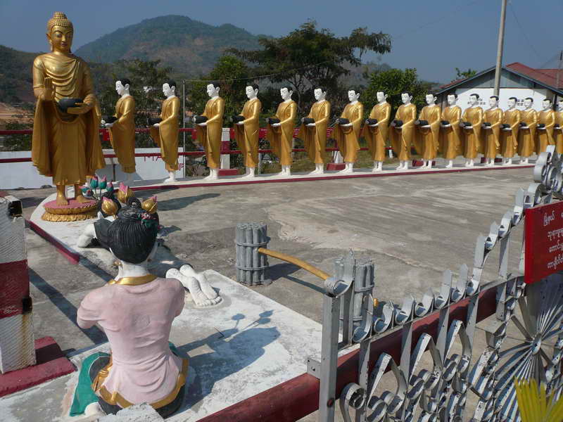 Buddhist temple in Tachileik