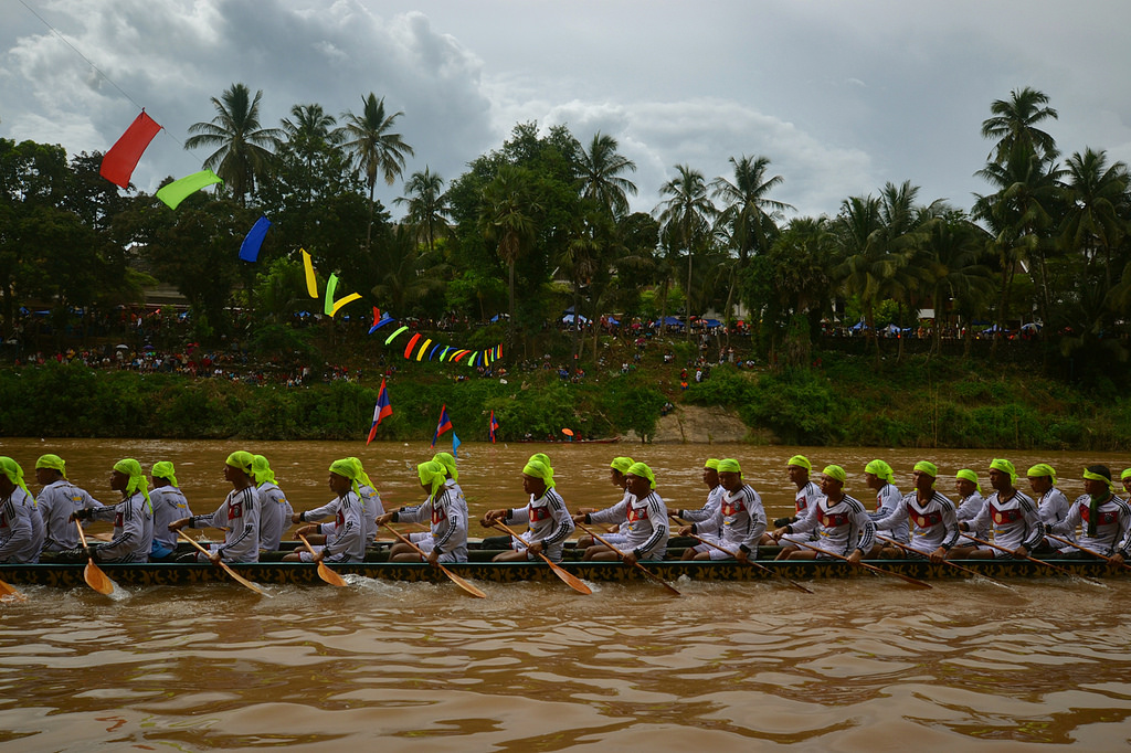 Luang Prabang Boat Racing festival