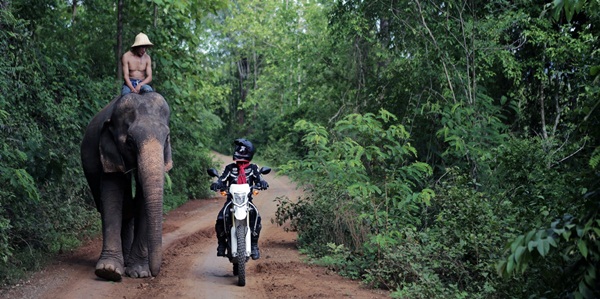 Travelling by motobike to Luang Prabang is an interesting experience