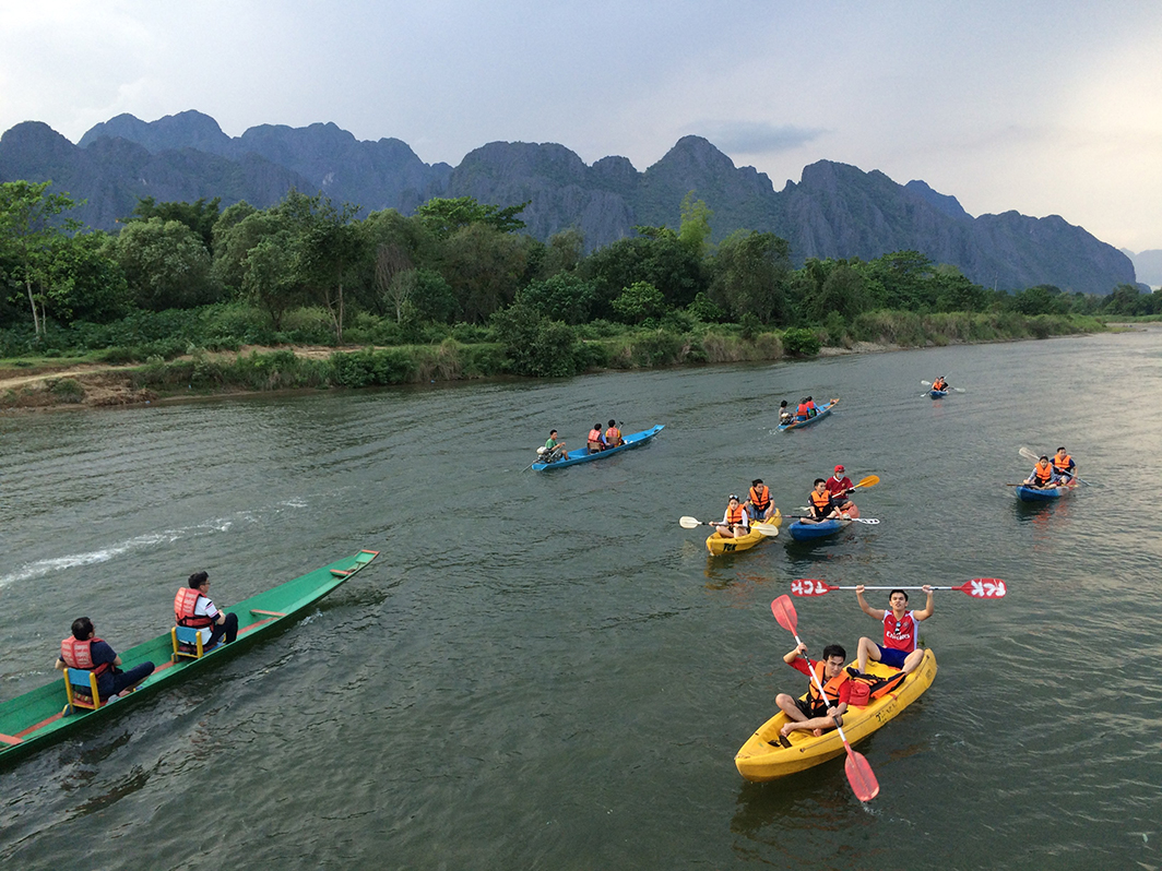 Kayaking in Vang Vieng