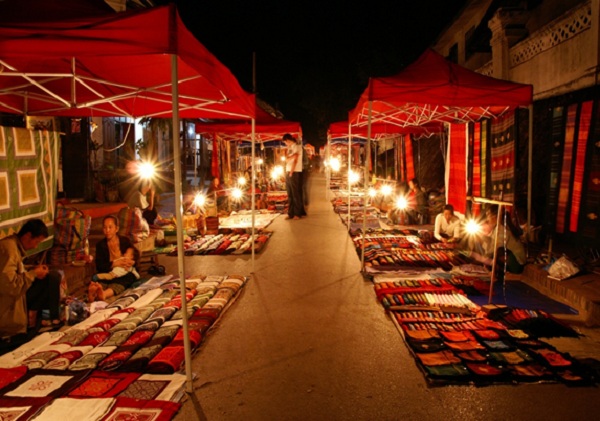 Handicraft Night Market in Luang Prabang