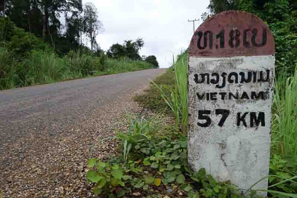 Enter Laos from Vietnam with a motorbike