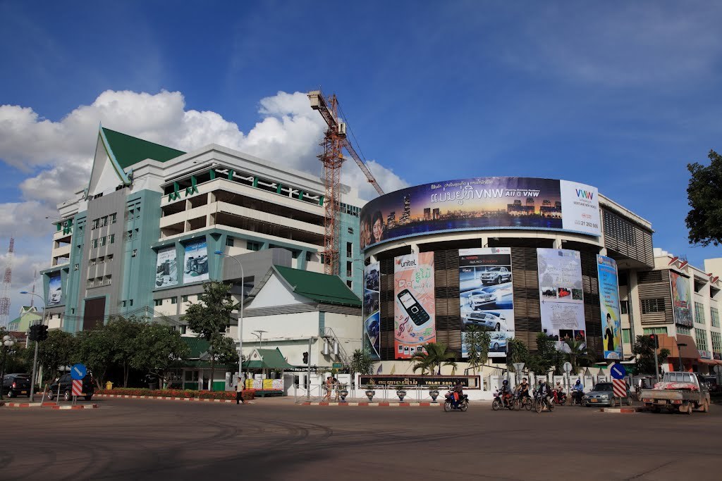 Vientiane is the best place to window-shopping